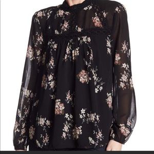 🦋 EUC - Lucky Brand Top